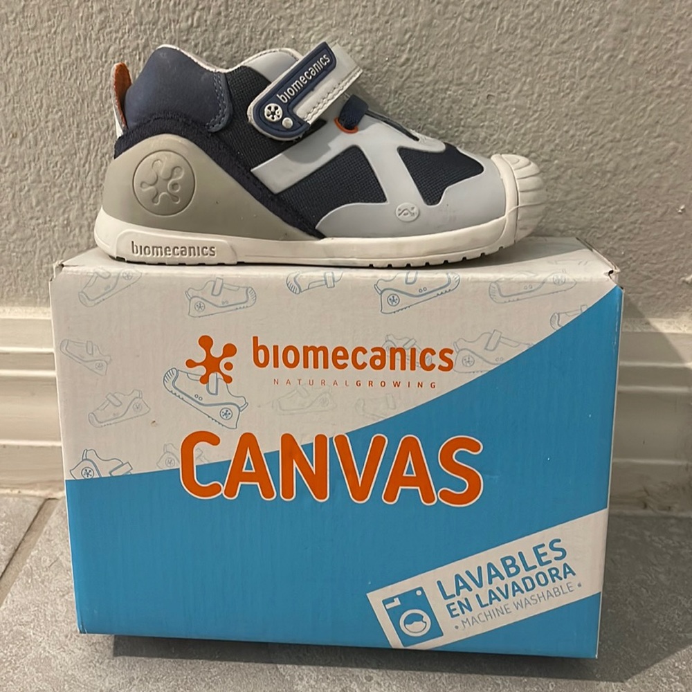 Biomecanics Boys walking shoe